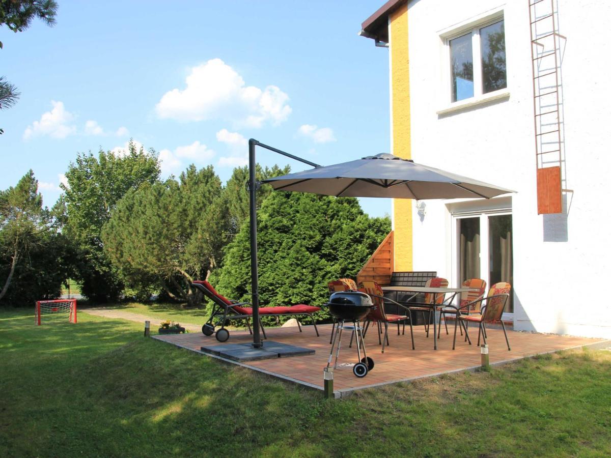 Ferienwohnung Am Alten Gutshaus Nossentiner Huette Exterior photo